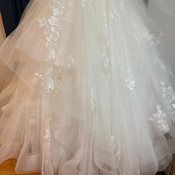 Martina Liana Wedding Dress, ML1105 - Picture 6 of 10